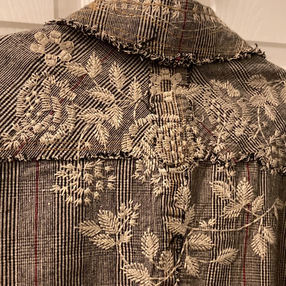 WE Embroidered Jacket - Picture 8 of 11